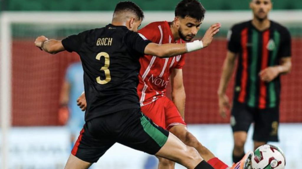 البطولة الوطنية الاحترافية "إنوي" (مؤجل الدورة 21).. الفتح الرياضي يتعادل مع الجيش الملكي (1-1)
