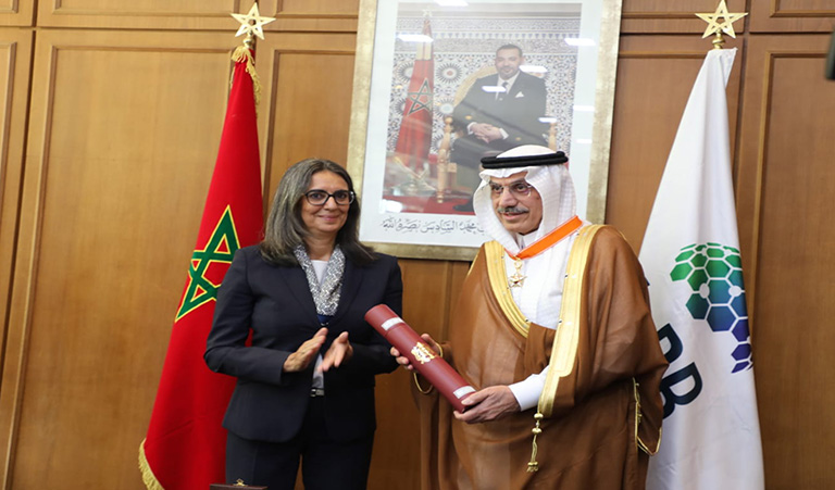 توشيح رئيس مجموعة البنك الإسلامي للتنمية بالوسام العلوي من درجة قائد